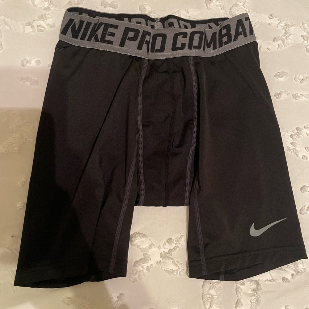 NIKE PRO COMBAT MENS M SKU 205